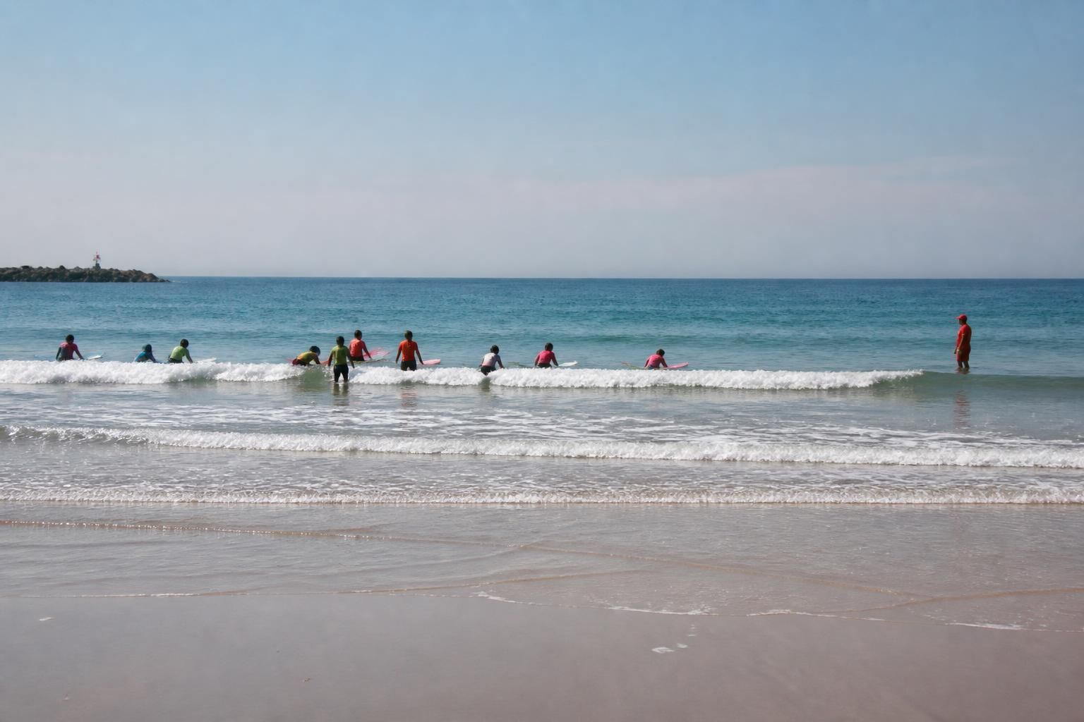 découvrez les meilleurs spots pour le surf débutant à hossegor, avec des conseils sur les conditions idéales et les mesures de sécurité pour profiter pleinement de vos premières sessions de surf.